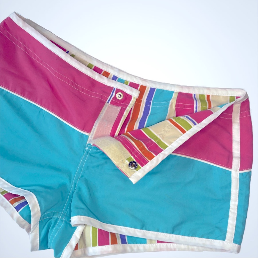 Junior’s Sz S Colorful Low-Rise Reversible Surf Shorts